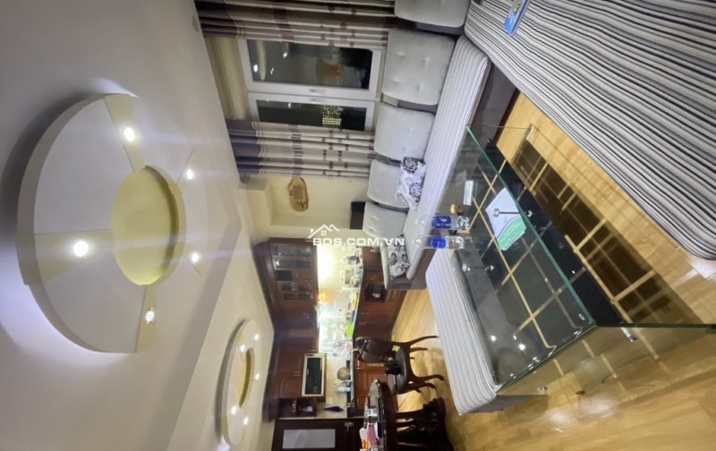 Đông Tác - Phương Mai - Lương Đình Của: Nhà 55m2, MT5m, giá cực hấp dẫn!